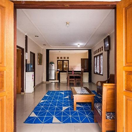 Villa Anjung Balak Cisarua Exterior photo